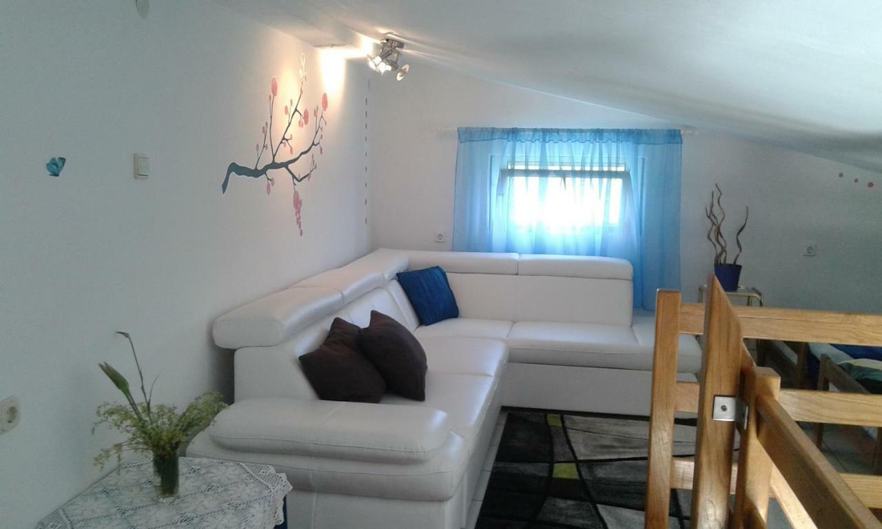 Apartmani Marija Стариград-Пакленица Экстерьер фото